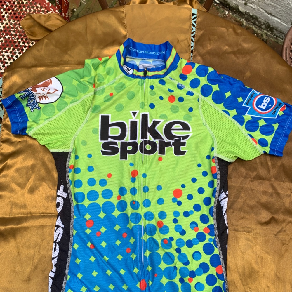 Sugoi women’s bicycle jersey size M
